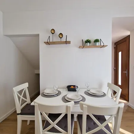 Miamare Lägenhet Primošten