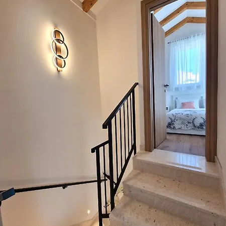 Miamare Apartment *