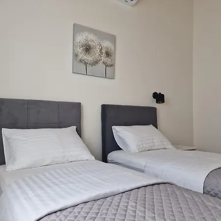 Miamare Apartment